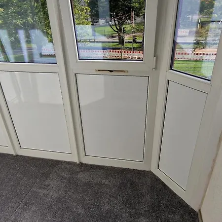 Zentrum - Oled Tv - Ps4 - Balkon - Parking